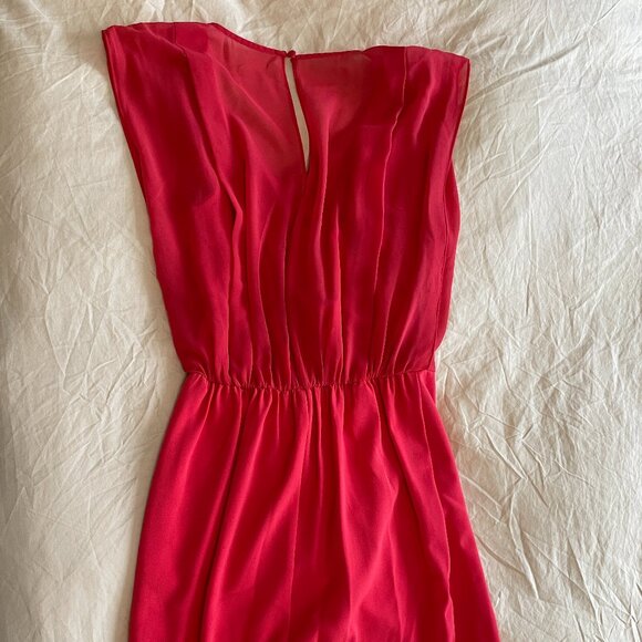 Brand New Red Sleeveless V-Neck Wrap Belted Dress – Elegant & Flattering Fit - Picture 4 of 6
